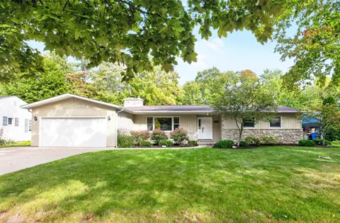 5202 Plainfield Street, Midland MI 48642 home for sale
