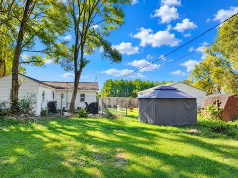 640 W Surrey Road, Farwell MI 48622 photo 4