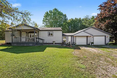 8156 State Road, Millington MI 48746 home for sale
