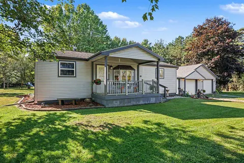 8156 State Road, Millington MI 48746 photo 2