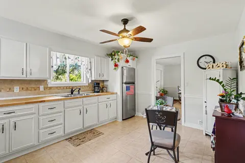 8156 State Road, Millington MI 48746 photo 3