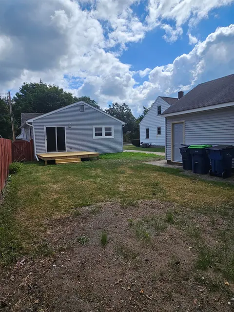 820 Michigan Avenue, Bay City MI 48708 photo 4
