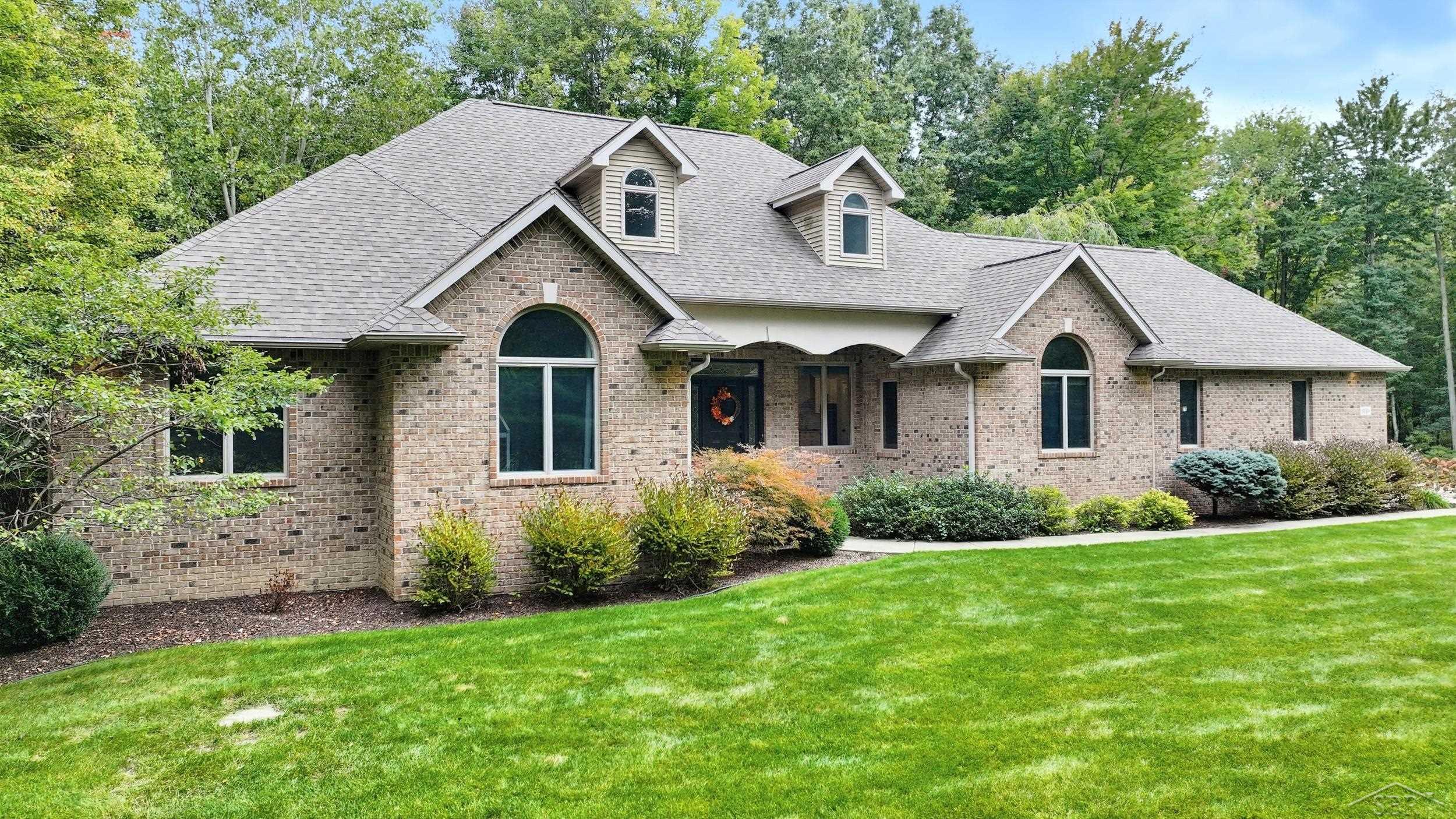 3116 N Gleaner Road, Freeland MI 48623 photo 1