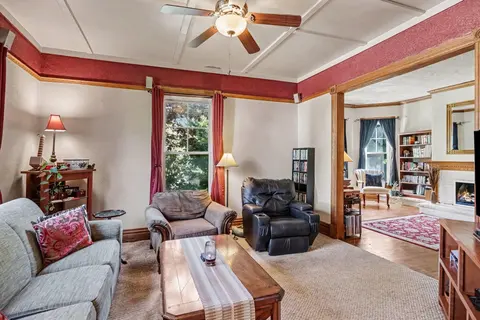 1812 9th Street, Bay City MI 48708 photo 3