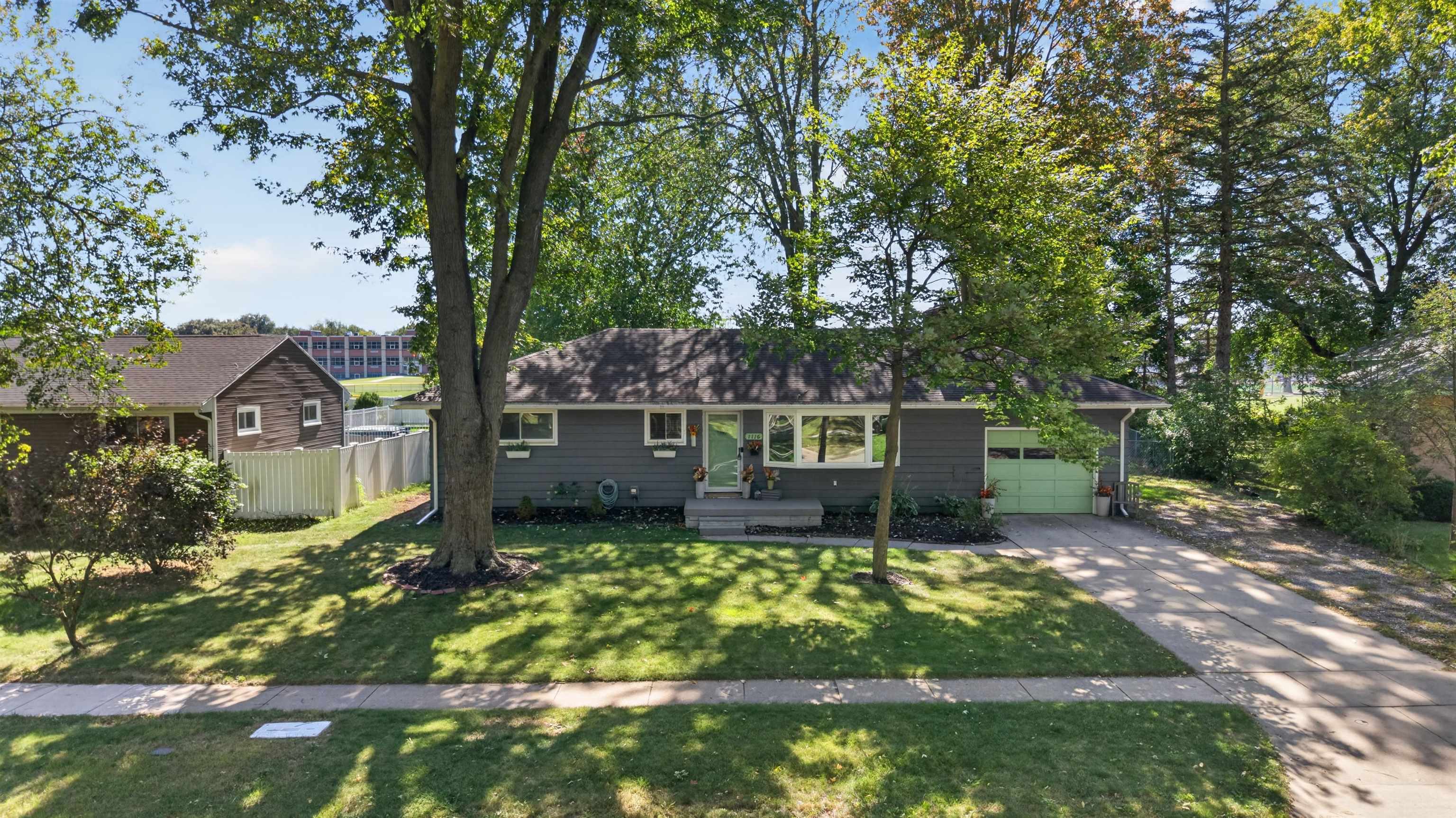 1116 Airfield Lane, Midland MI 48642 photo 1