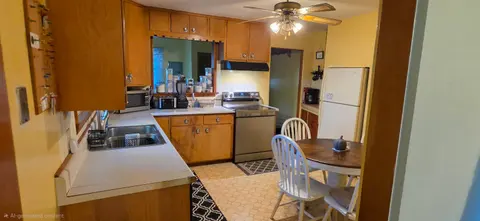 5088 Oakhurst Court, Bay City MI 48706 photo 5