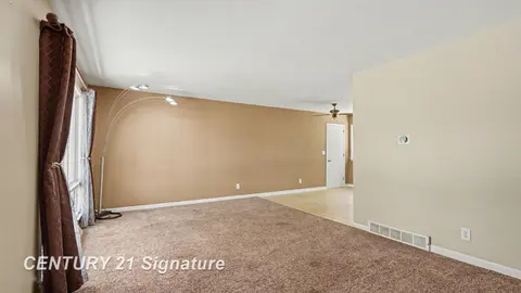 4101 Swede Avenue, Midland MI 48642 photo 5