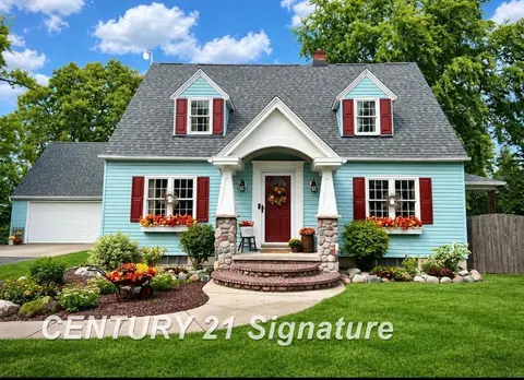 7200 Pierce Road, Freeland MI 48623 home for sale