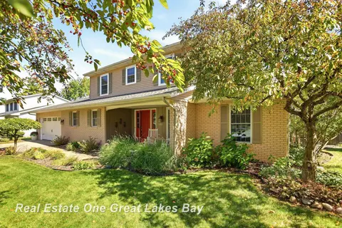 1684 Cranbrook Drive, Saginaw MI 48638 photo 2