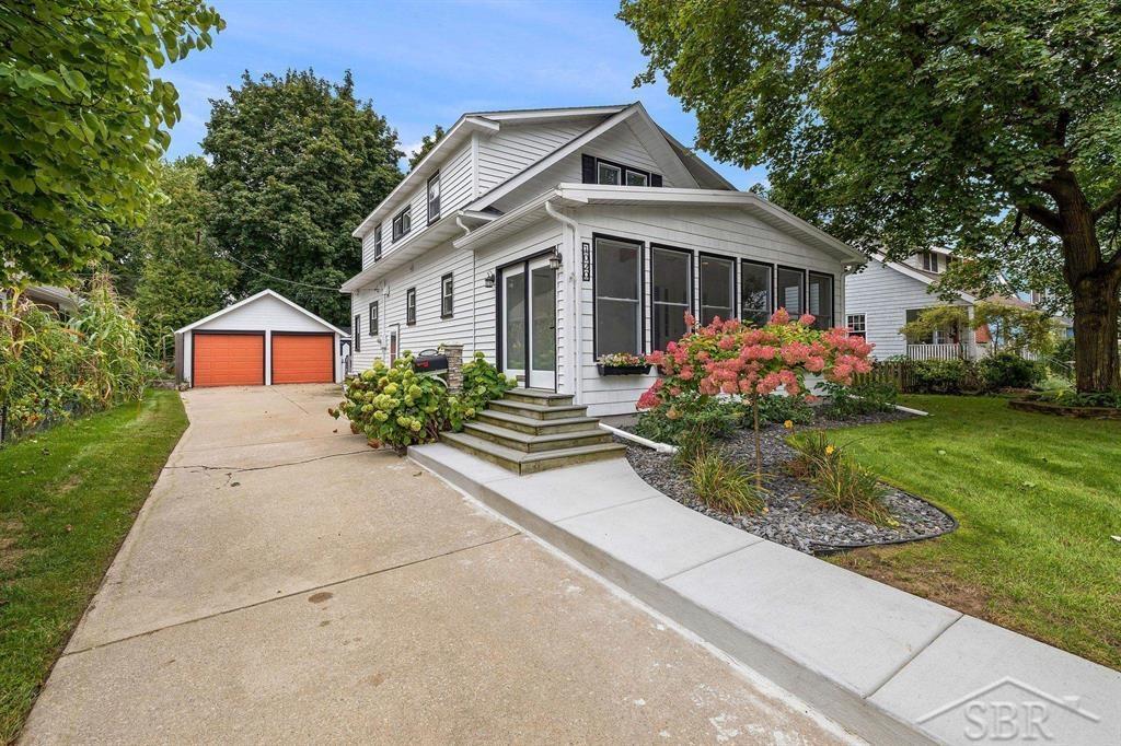 1020 E Park Drive, Midland MI 48640 photo 1
