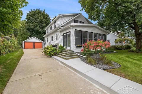 1020 E Park Drive, Midland MI 48640 home for sale