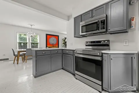 1020 E Park Drive, Midland MI 48640 photo 4