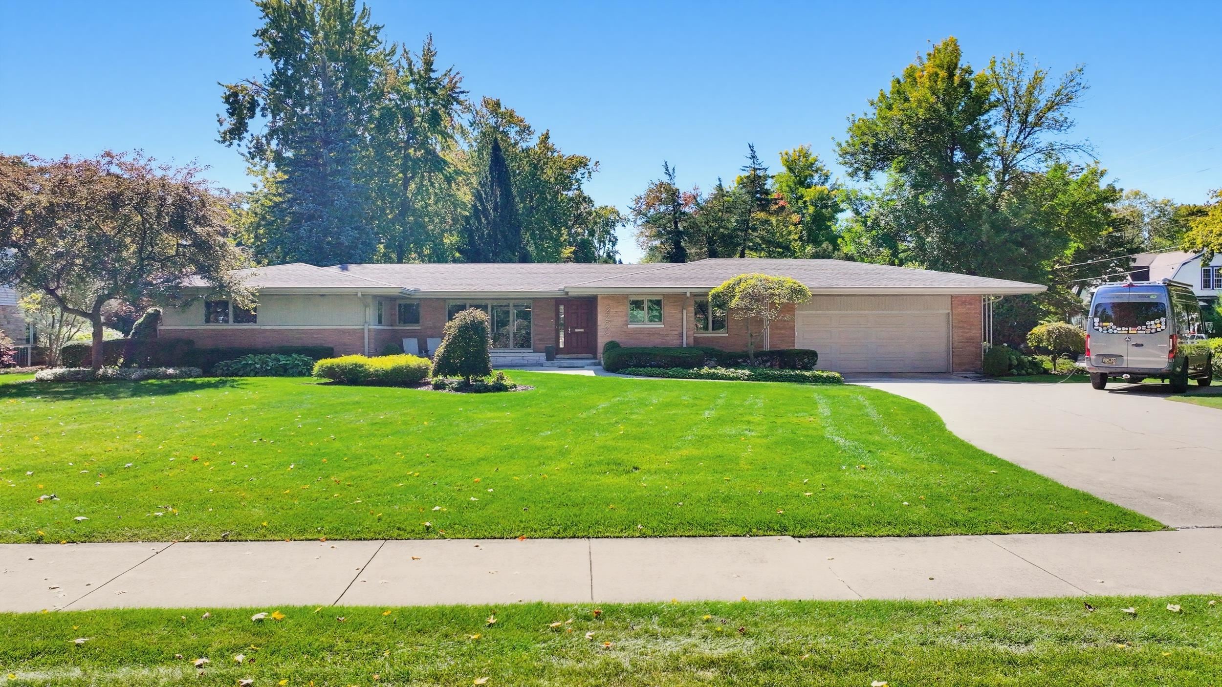 2200 Groveland Road, Bay City MI 48706 photo 1