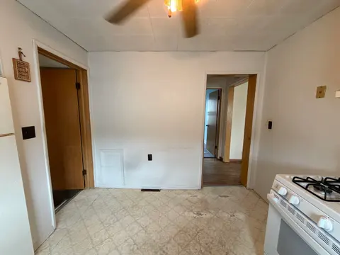1704 Pulaski Street, Bay City MI 48708 photo 5