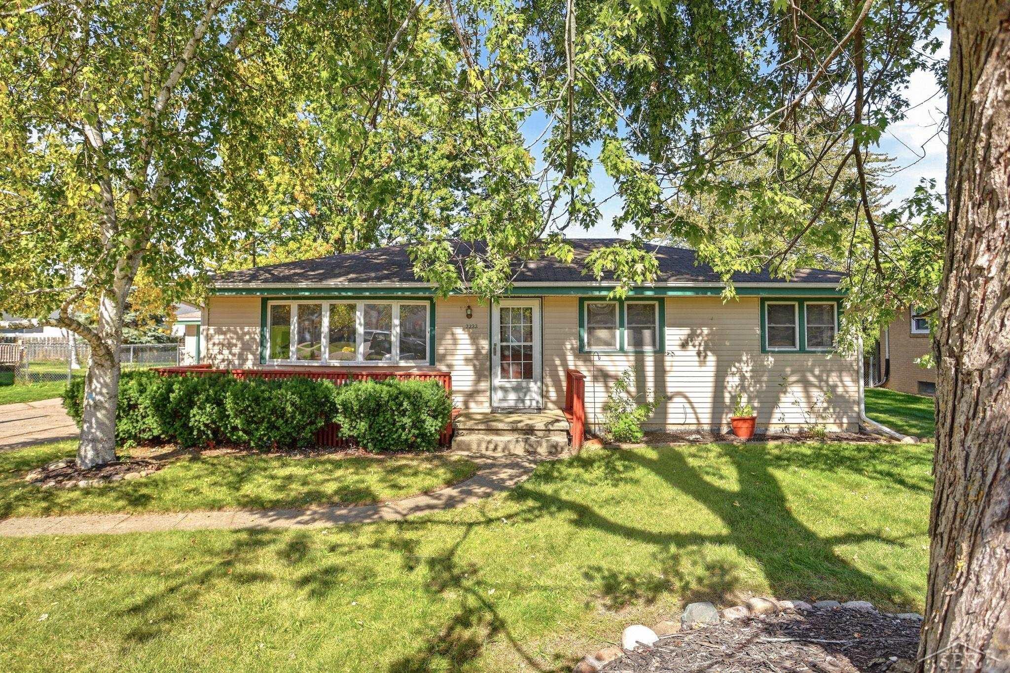 2222 Plainview Drive, Saginaw MI 48603 photo 1