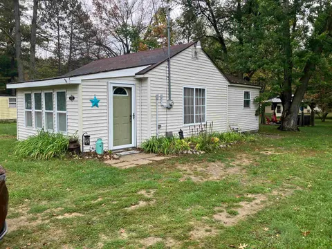 408 Maple Street, Lake MI 48632 photo 2