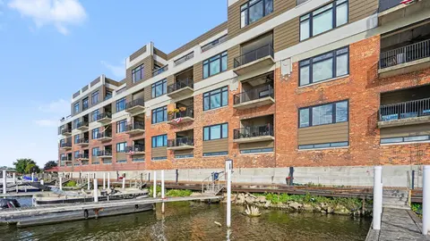 1111 N Water #202 Street, Bay City MI 48708 photo 2