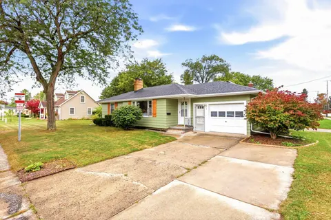 1 Chippewa Court, Saginaw MI 48602 photo 2
