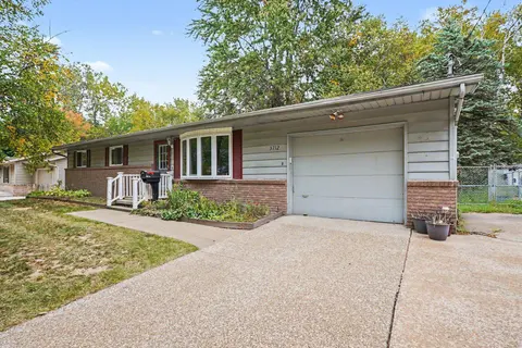 3712 Waldo Avenue, Midland MI 48642-6687 photo 2