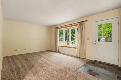 3712 Waldo Avenue, Midland MI 48642-6687 photo 4
