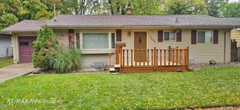 1908 Oxford Street, Saginaw MI 48602 home for sale