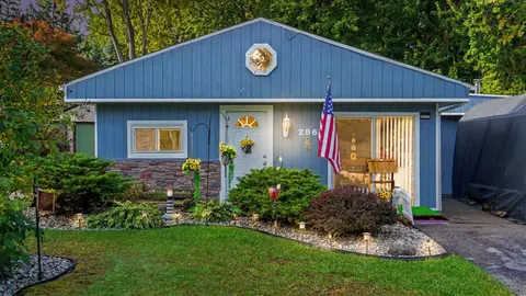 286 Lagoon-Beach Drive, Bay City MI 48706-1434 home for sale