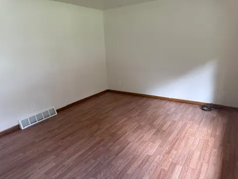 1220 Pacelli Street, Saginaw MI 48638 photo 3