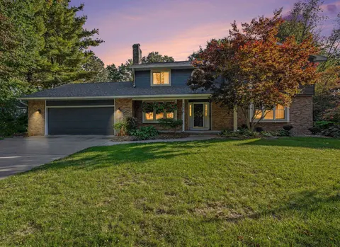 2503 Brookwood Drive, Midland MI 48640-2430 home for sale