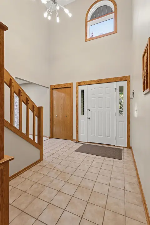 2503 Brookwood Drive, Midland MI 48640-2430 photo 4
