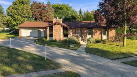 401 Southlawn Drive, Auburn MI 48611 photo 3