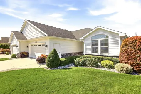 20 Hanover Drive, Frankenmuth MI 48734 photo 3