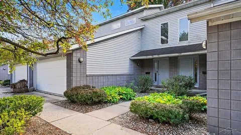 114 Vail Street, Midland MI 48642 condo for sale