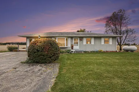 7270 Bradley Road, Saginaw MI 48601 photo 2