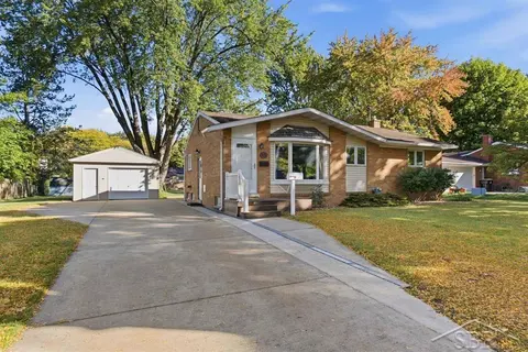 709 Coolidge Drive, Midland MI 48642 home for sale