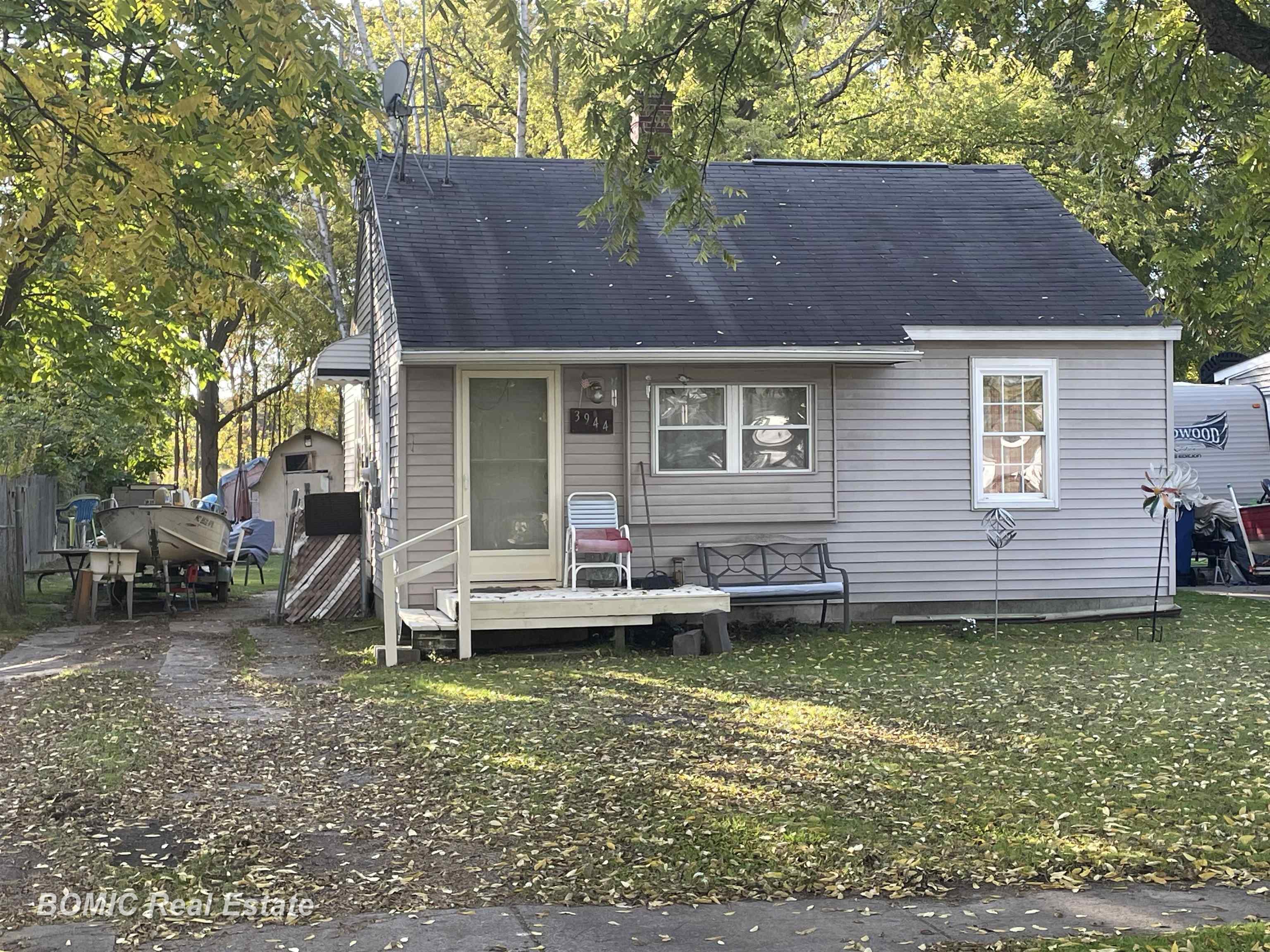3944 Olive Road, Saginaw MI 48601 photo 1
