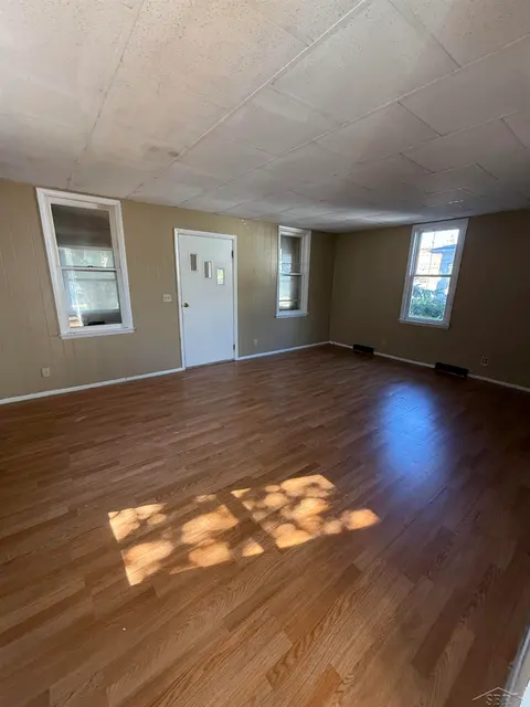 1113 S Grant Street, Bay City MI 48708 photo 4