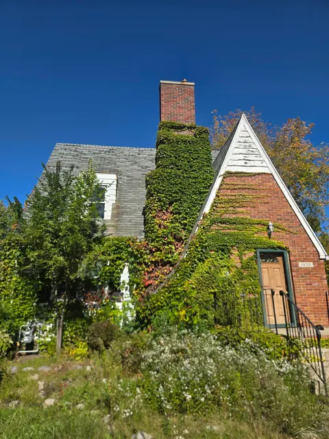 1820 State Street, Saginaw MI 48602 home for sale