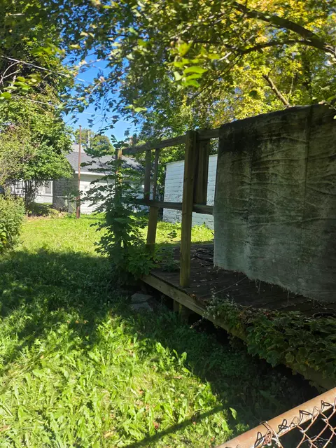 1820 State Street, Saginaw MI 48602 photo 4