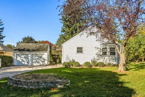 22 Berger Road, Saginaw MI 48602-5266 photo 3