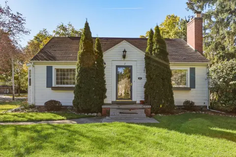 22 Berger Road, Saginaw MI 48602-5266 photo 4