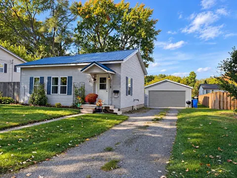 217 Arbury Place, Midland MI 48640 home for sale
