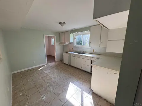3088 Schaeffer Street, Saginaw MI 48604 photo 2