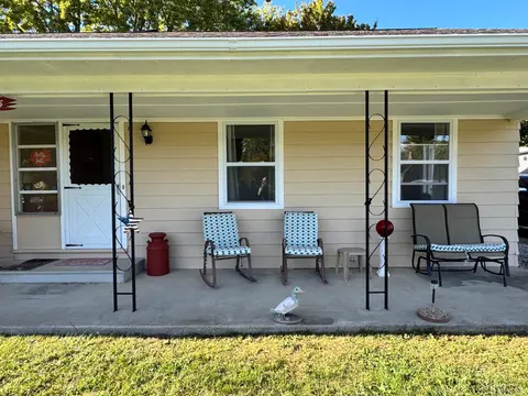 3465 Sunnyview Drive, Saginaw MI 48604 photo 3