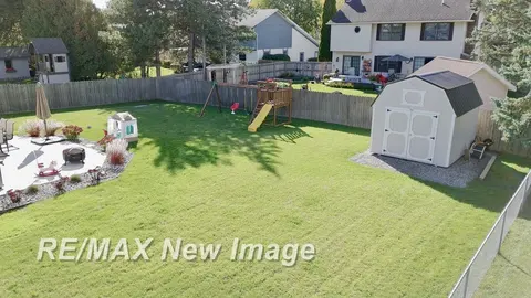 599 Plantation Drive, Saginaw MI 48638 photo 3