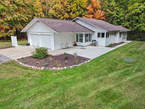 3416 N Sturgeon Road, Midland MI 48642 multi-family property for sale
