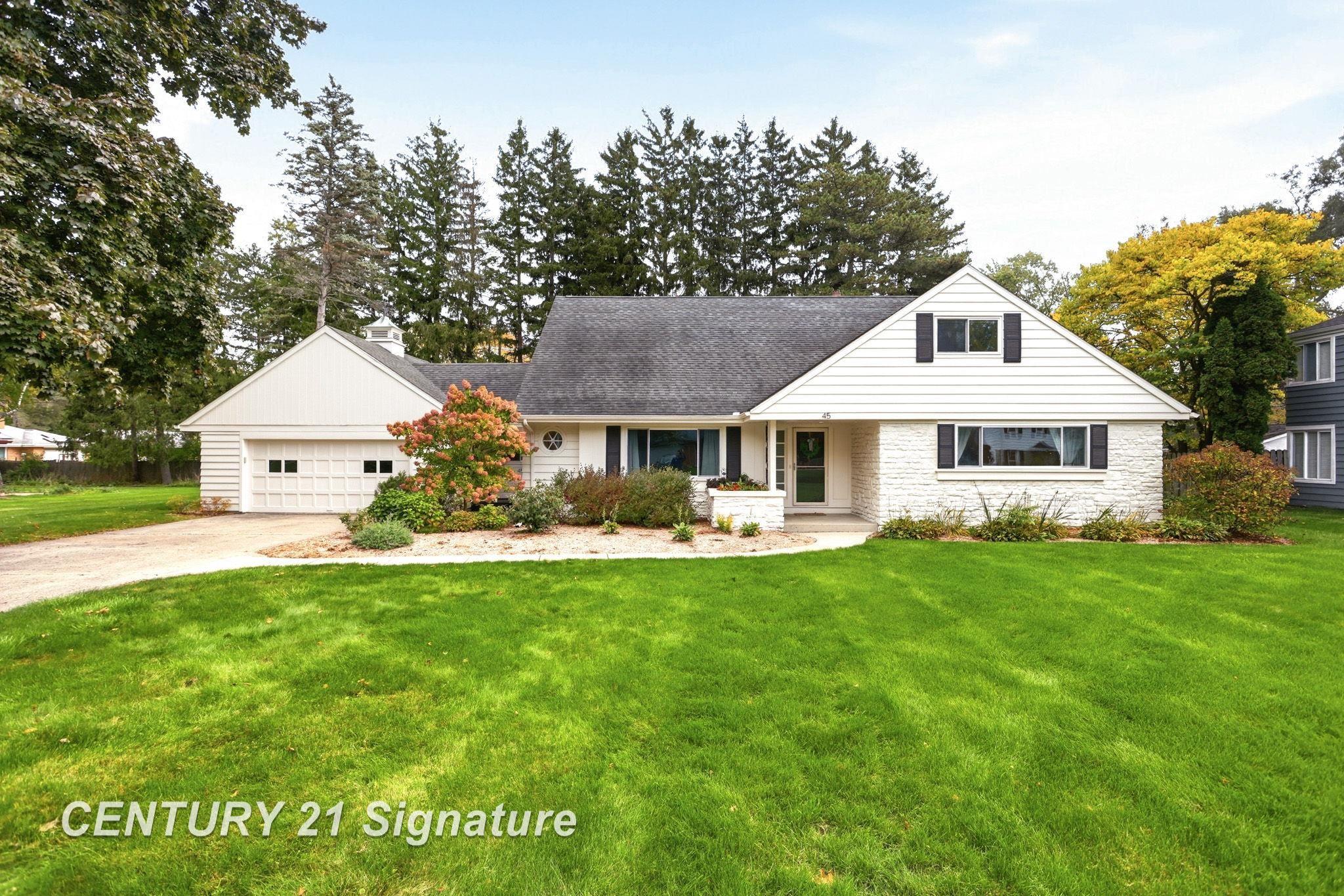45 Benton Road, Saginaw MI 48602 photo 1