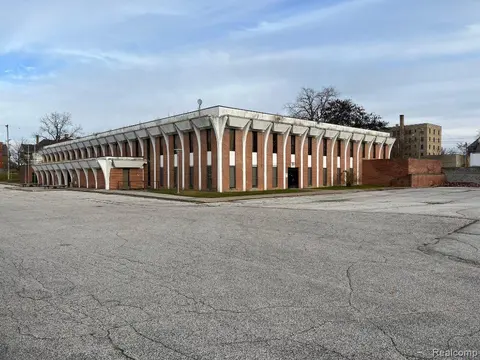 615 S Jefferson Avenue, Saginaw MI 48607 1133 photo 1