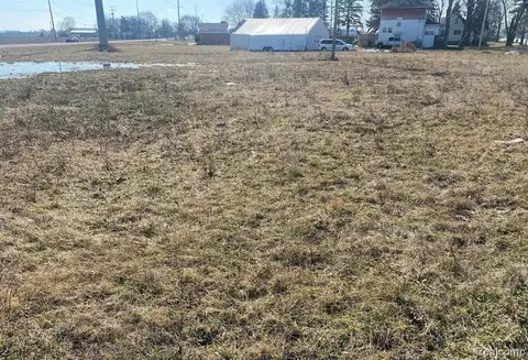 6543 Westside Saginaw Road, Bay City MI 48706 photo 2