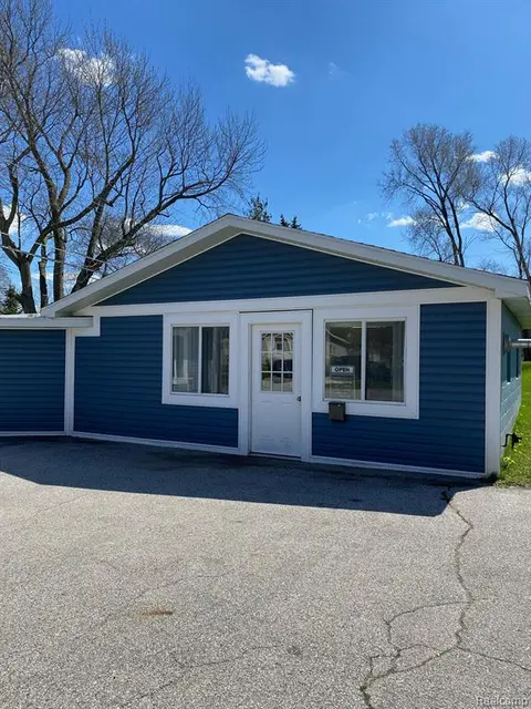 815 Gibbs Street, Caro MI 48723 1448 photo 3