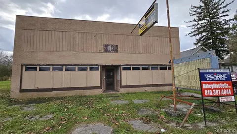 3310 Wadsworth Road, Saginaw MI 48601 6249 photo 2